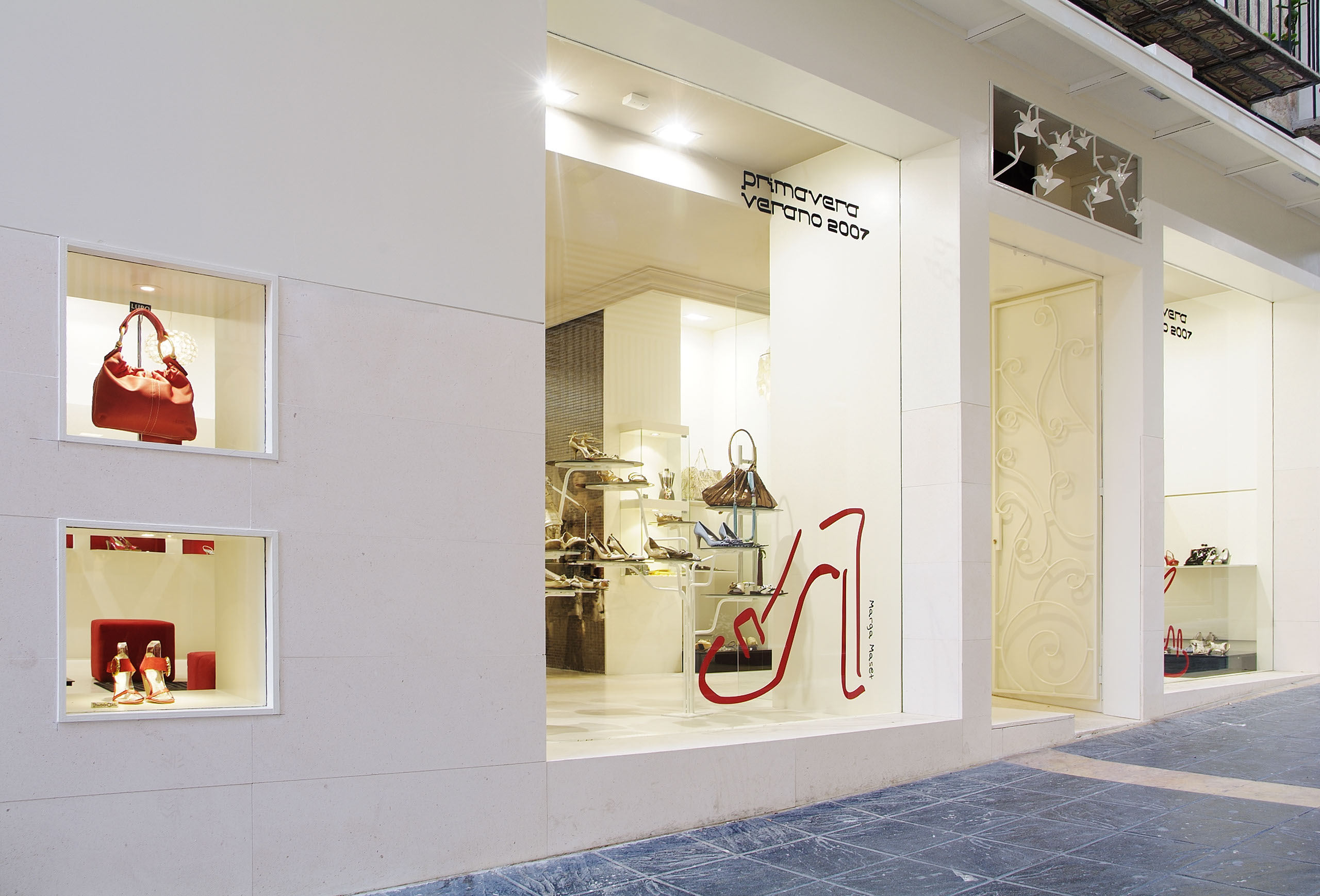 Interiorismo para zapatería de diseño